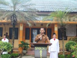 Sambut Peserta Didik Baru, Kepala SMK Negeri 1 Beringin Tekankan Disiplin dan Semangat Belajar